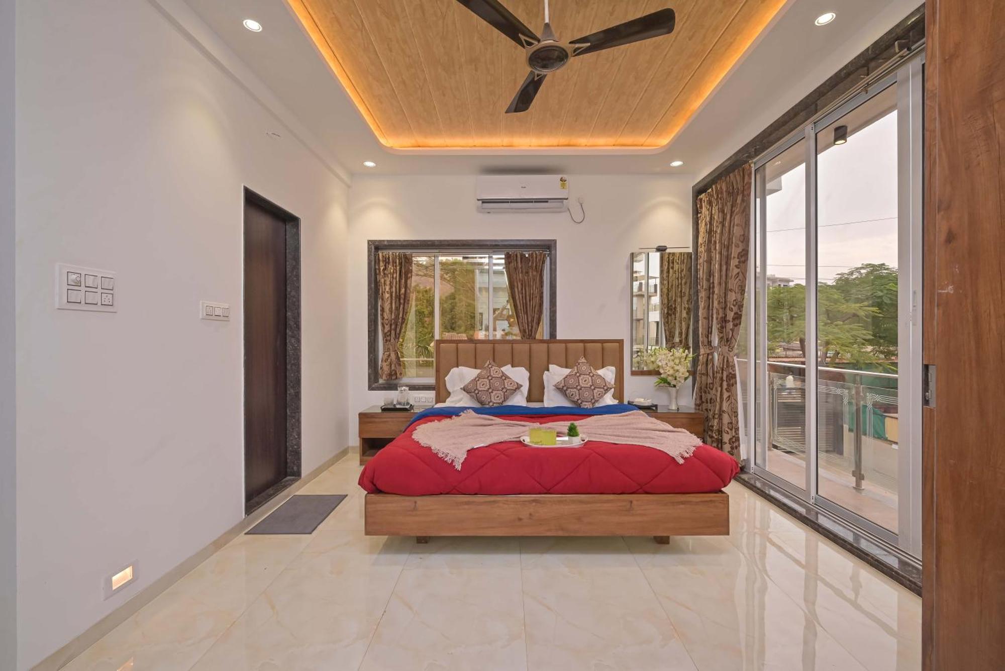 Azure Retreat Villa By Tropicana Stays Lonavala Exterior photo